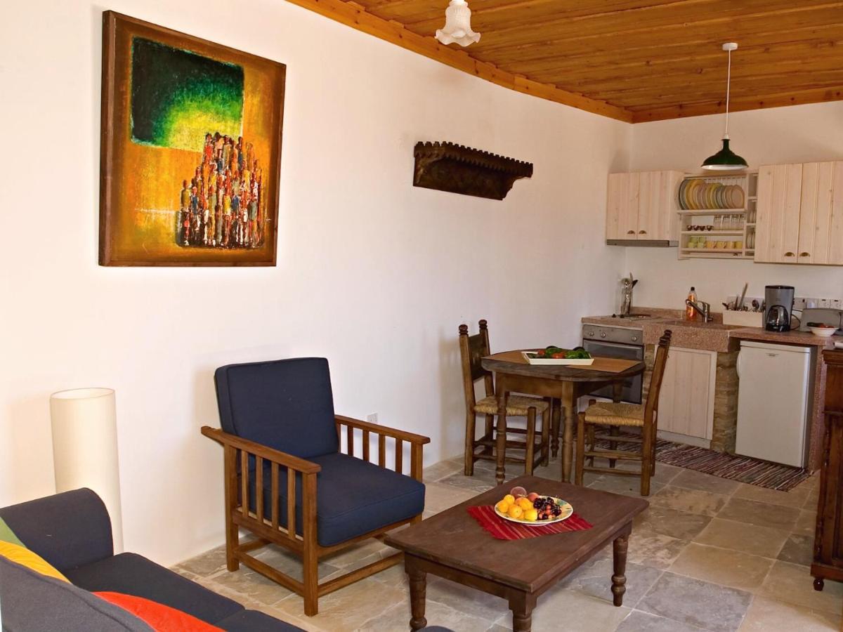 Eveleos Country House Tochni Exteriör bild